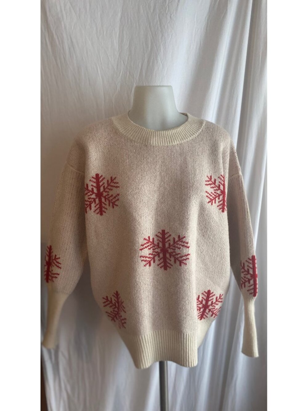 Chelsea & Theodore Cream Red Snowflake Knit Sweater Size S Holiday Nordic